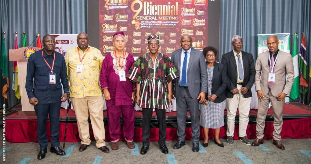 9ᵉ Biennale du Réseau des parlementaires africains contre la corruption à Accra : Le leadership de Vlavonou salué ; Le Président Alban Bagbin élu à la tête du réseau
