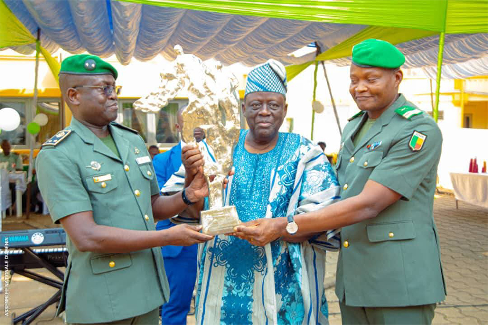 5 ème édition du repas de corps du Groupe de sécurité de  l&rsquo;Assemblée nationale : Entre satisfaction et gratitude, le Président Vlavonou rappelle aux valeurs républicaines